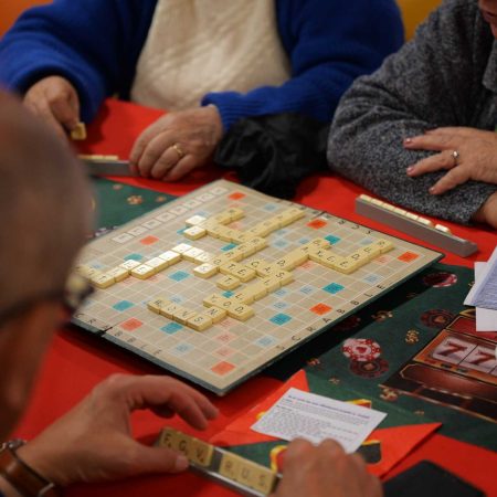 Jeux et convivialité pour lancer le programme seniors